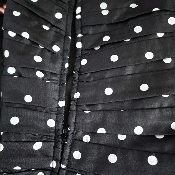 White House Black Market Bustier - Picture 4 of 4